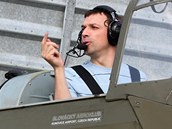 Redaktor MF DNES Petr Skcel si vyzkouel let historickm letadlem Zln Z-126. Pilotoval Petr Vverka.