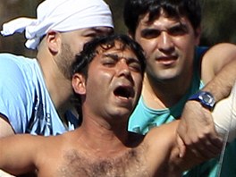 Imigranti protestuj na stee detennho centra v Sydney (21. dubna 2011)