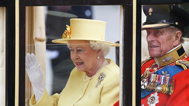 Westminster Abbey je místem, kde se u uskutenilo patnáct královských svateb. William a Kate si tisíc let staré opatství vybrali pro jeho nádheru, bohatou historii a navzdory jeho rozlehlosti i pro relativn intimní atmosféru ped oltáem.