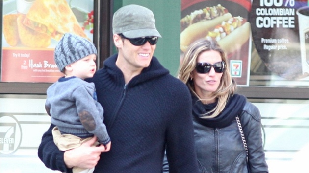 Zprava Gisele Bündchenová, Tom Brady a syn Benjamin Rein Brady