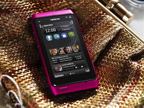 Nokia N8 Pink