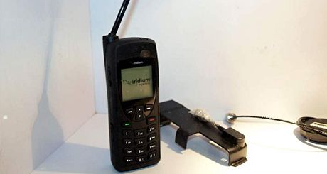 Satelitní mobil Iridium