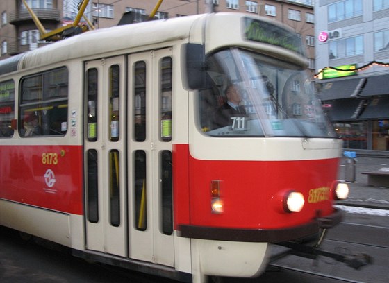 V Jelení ulici na praských Hradanech srazila tramvaj cyklistu (ilustraní snímek).