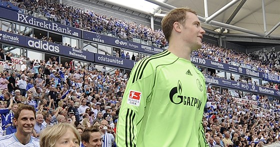 Manuel Neuer nastupuje ke svému poslednímu duelu za Schalke.