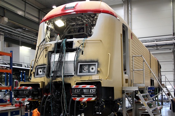 Výroba nové lokomotivy koda pro D: skí lokomotivy v základním laku