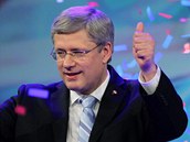 Kanadsk premir a f konzervativc Stephen Harper se raduje z vtzstv ve volbch (2. kvtna 2011)