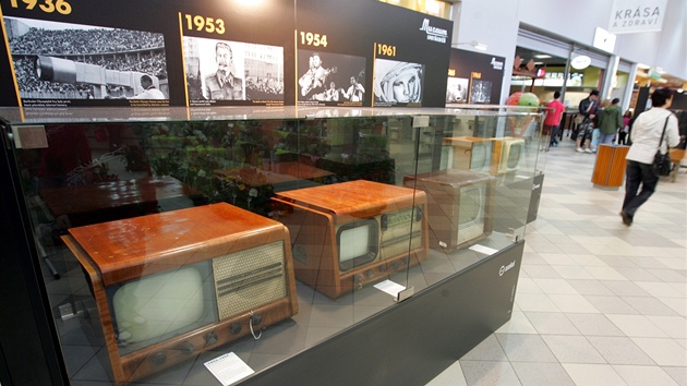 Televizory na výstav historických elektrospotebi v Chebu.