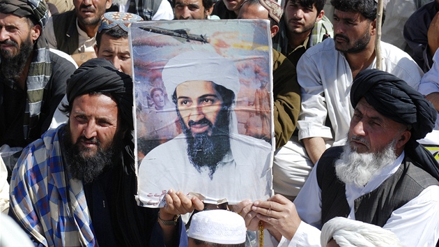 Pákistánská demonstrace na podporu Usámy bin Ládina 