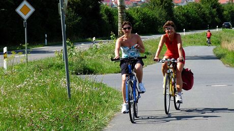 Cyklisté v Hradci si na nové stezky jet pokají. Ilustraní foto