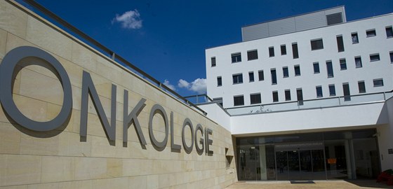 Podle pvodních plán mlo v Ústí vzniknout nové onkocentrum za miliardu korun.