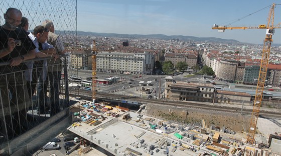 Vídetí radní i rakouské dráhy oznaují stavbu nového Südbahnhof za stavbu století.