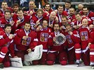 BRONZOVÝ TÝM. etí hokejisté získali na MS 2011 v Bratislav bronzové medaile.