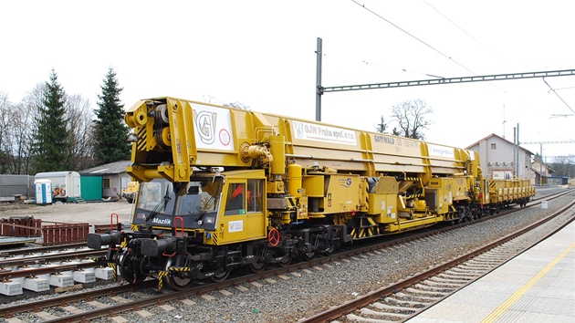 Kolejový jeáb Gottwald GS 150.14 TR.   