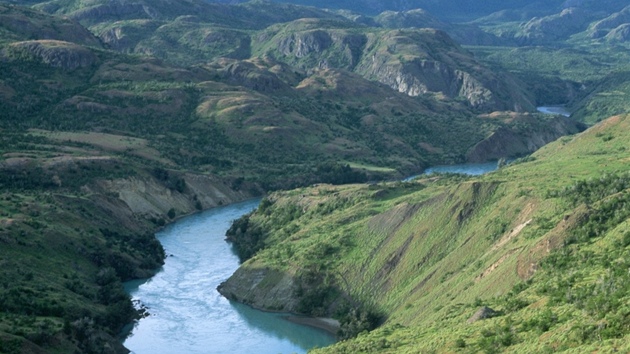 V neposkvrnné oblasti v patagonském Aysén má stát hydroelektrárna HidroAysén