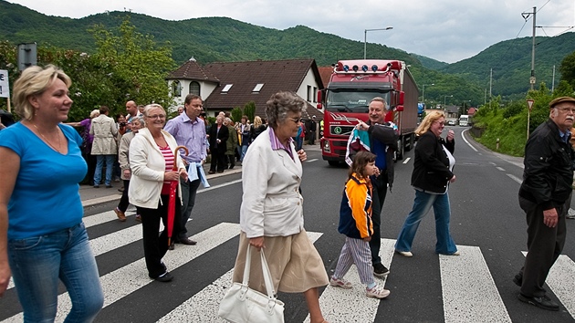 Protest místních zpsobil komplikace v doprav.