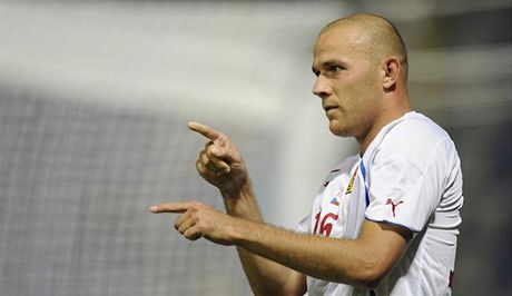 PRVNÍ GÓL. Roman Bedná oslavil svj první reprezentaní gól.