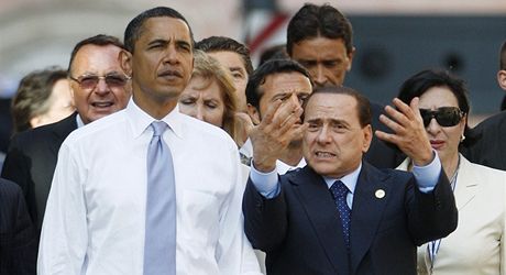 Barack Obama a Silvio Berlusconi na summitu G8 (8.7.2009).