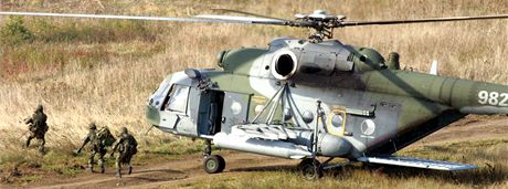 Výcvikové vrtulníkové stedisko zahájí v Pardubicích provoz za ti a tyi roky (ilustraní foto).