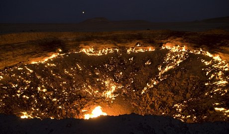 Brna do pekla - krter v pouti Karakum v Turkmenistnu, ve kterm ho zemn plyn