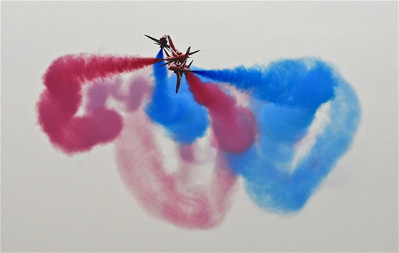 Britská vojenská akrobatická skupina The Red Arrows