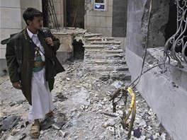 V jemensk San dochz k ostrm stetm (25. kvtna 2011)