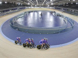 Olympijsk velodrom v Londn. Autorem je studio Michaela Hopkinse, ktermu radil znm cyklistick zvodnk Chris Hoy.