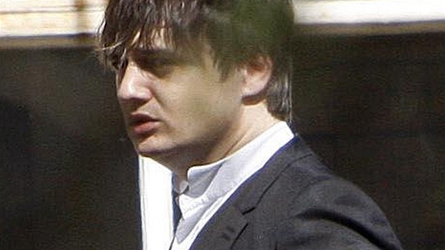 Pete Doherty si pjde odsedt plroní trest za drení drog 