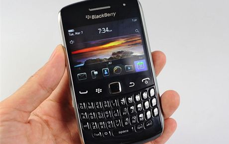 BlackBerry Curve Apollo