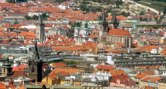 Praha 1 bude budoucí nájemce, kteí zrekonstruují nebytové prostory, vybírat obálkovou metodou. Ilustraní snímek