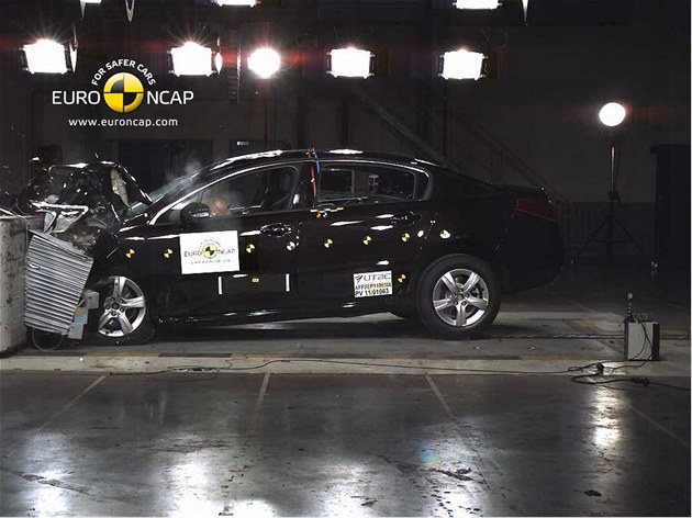 Crashtesty Euro NCAP kvten 2011