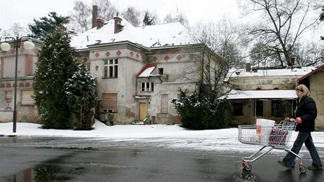 Sochorova vila stála vedle supermarketu ve Dvoe Králové nad Labem