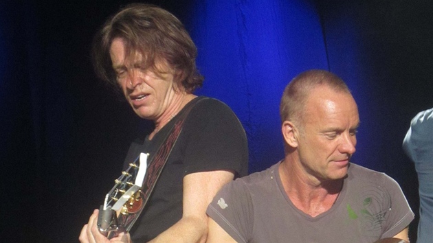 Dominic Miller a Sting