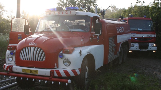 Rozsáhlý poár novostavby rodinného domu v Halenkovicích. (29. kvtna 2011)