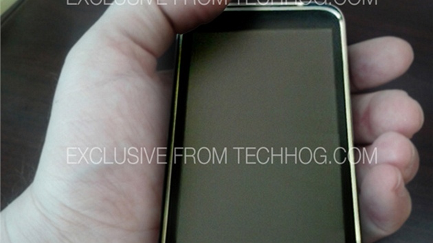Prototyp smartphonu Google Nexus 3 od HTC
