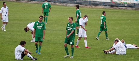 Atmosféra po utkání Kladno - Sokolov (v zeleném).