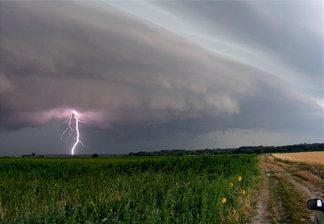 Lov bouek v podání lena Amateur Stormchasing society