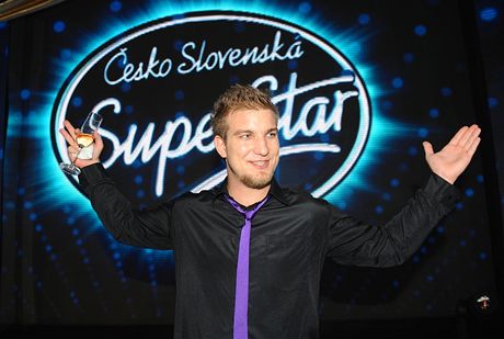 Vtz Luk Adamec na party po skonen SuperStar (2011)