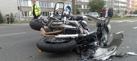 Motorkáka nehodu nepeila. Ilustraní snímek