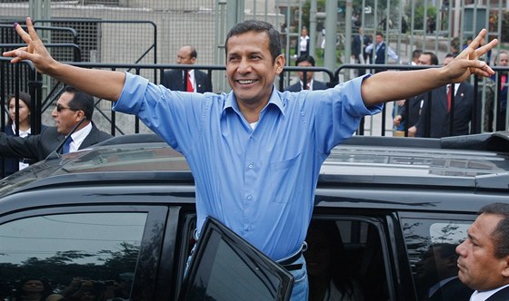 erstv zvolený prezident Peru Ollanta Humala (6. ervna 2011)