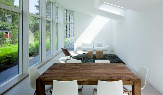Zasklení tvoí 60 a 70 procent izolaní plochy okna.