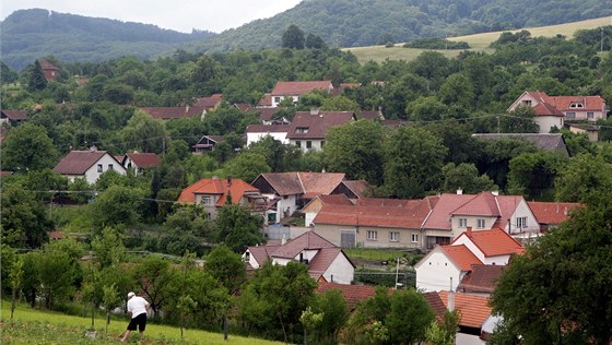 Obec Koma z Uherskohradiska, která se stala Vesnicí roku 2011 eské republiky, se chystá na celoevropské finále této soute.