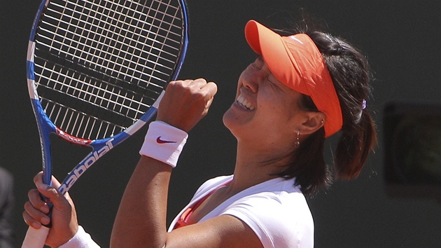 Li Na se raduje z postupu do semifinále Roland Garros