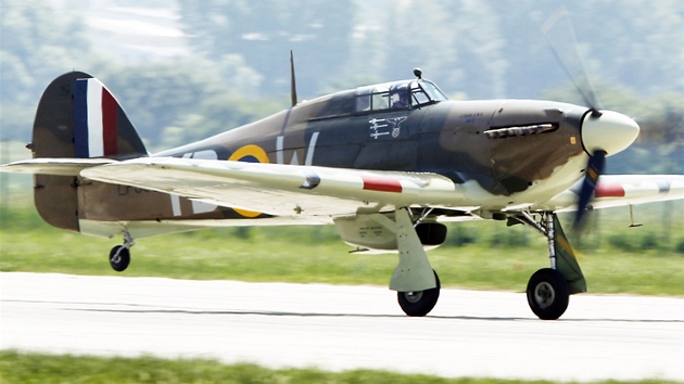 Hawker Hurricane Mk.IIC na Aviatické pouti v Pardubicích (5. a 6. kvtna 2011)