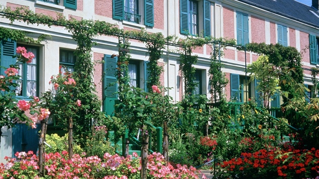 Zahrady Clauda Moneta jsou plné kvt a barev.