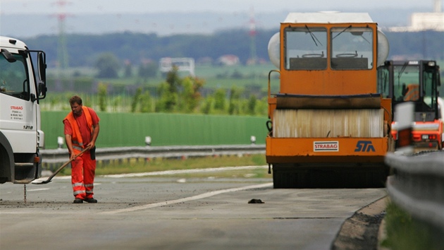 Oprava dálnice D11 u Hradce Králové