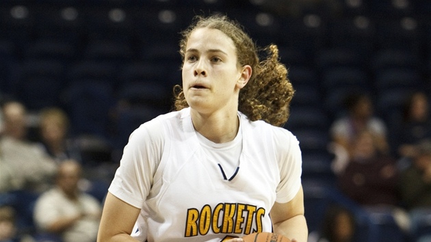 Izraelská reprezentantka Náma afirová v dresu univerzitního týmu Toledo Rockets.