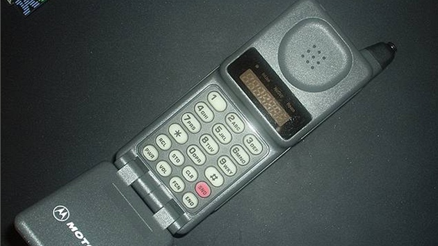 Motorola MicroTAC