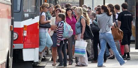 Tramvaje, které v Brn vyjely byly peplnné. (16. ervna 2011)