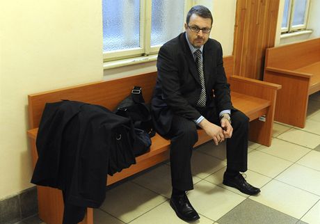 Bývalý radní Jan Stoklasa ped soudním jednáním v Ostrav.