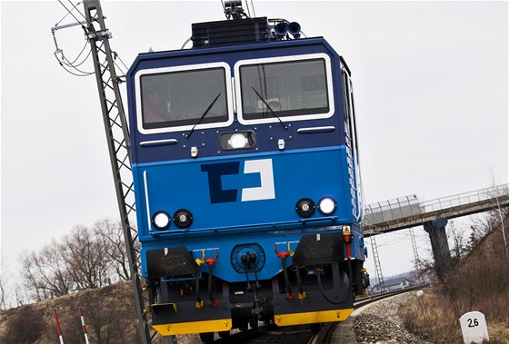 Dvousystémová lokomotiva D Cargo 363.5 (pestavba z 163)